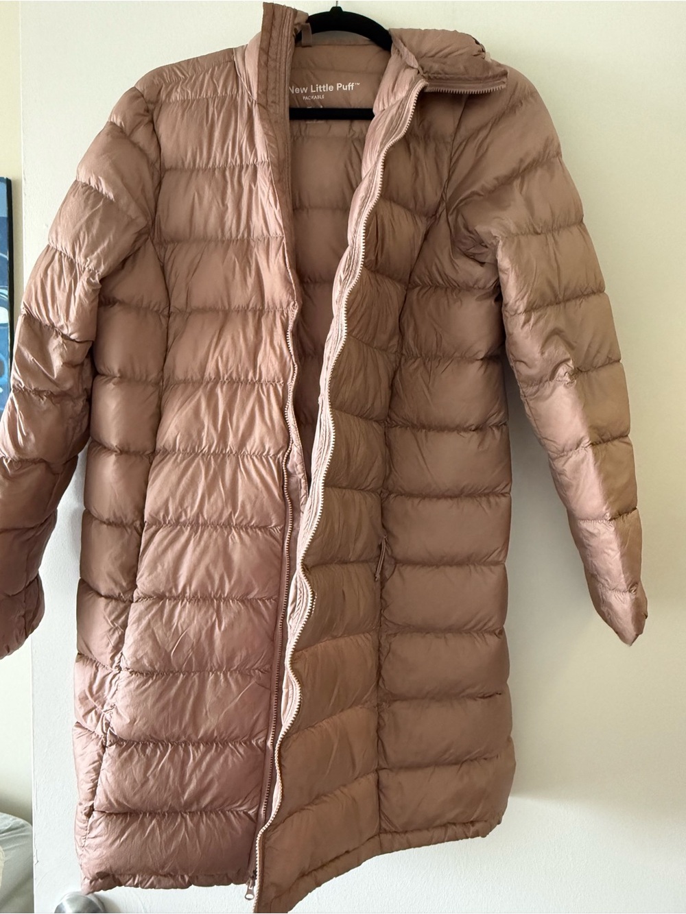 Aritzia TNA Little Puff Packable Puffer Jacket